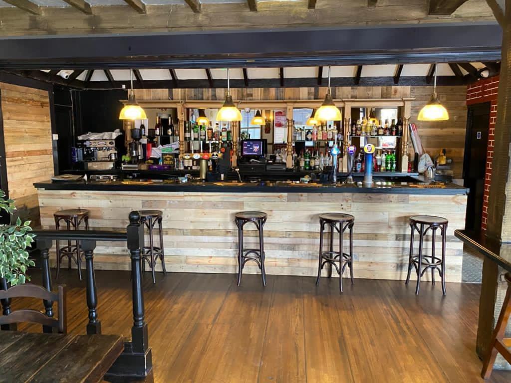 London K W Hotel 외부 사진